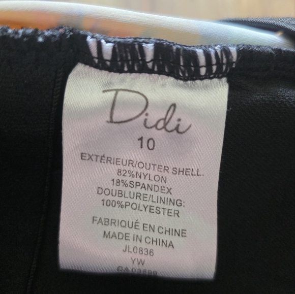 DiDi Floral One-Piece Swimsuit, Size 10 - Picture 6 of 8